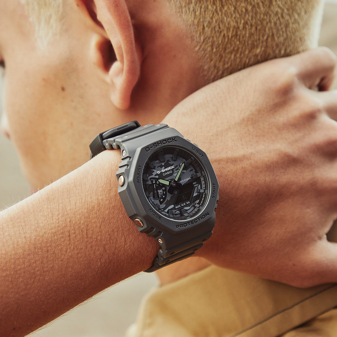 Men's Analog Digital (GA-2100CA-8ADR)
